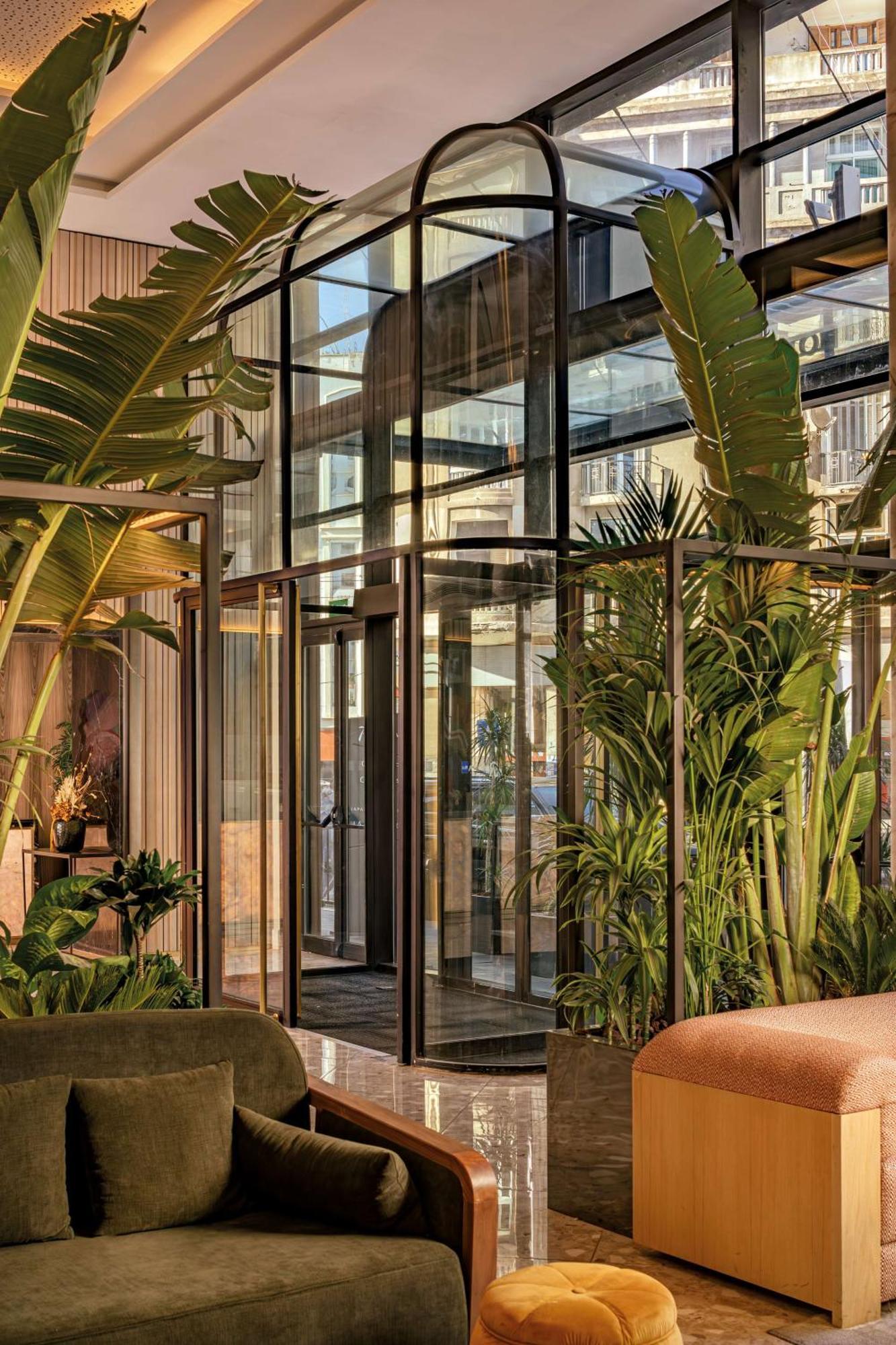 Radisson Blu Hotel Casablanca City Center Exteriér fotografie Entrance to the hotel